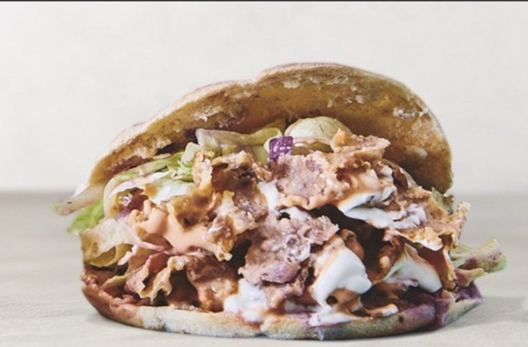 Kebab sandwich i pita